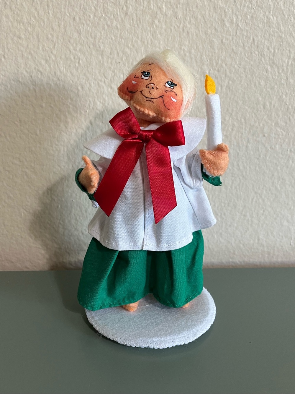 Annalee 2019 7” Choir Figurine Holding Candle